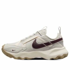 Nike Women's Shoes TC 7900 'Light Bone Burgundy Crush Size 10.5W-EUR42.5